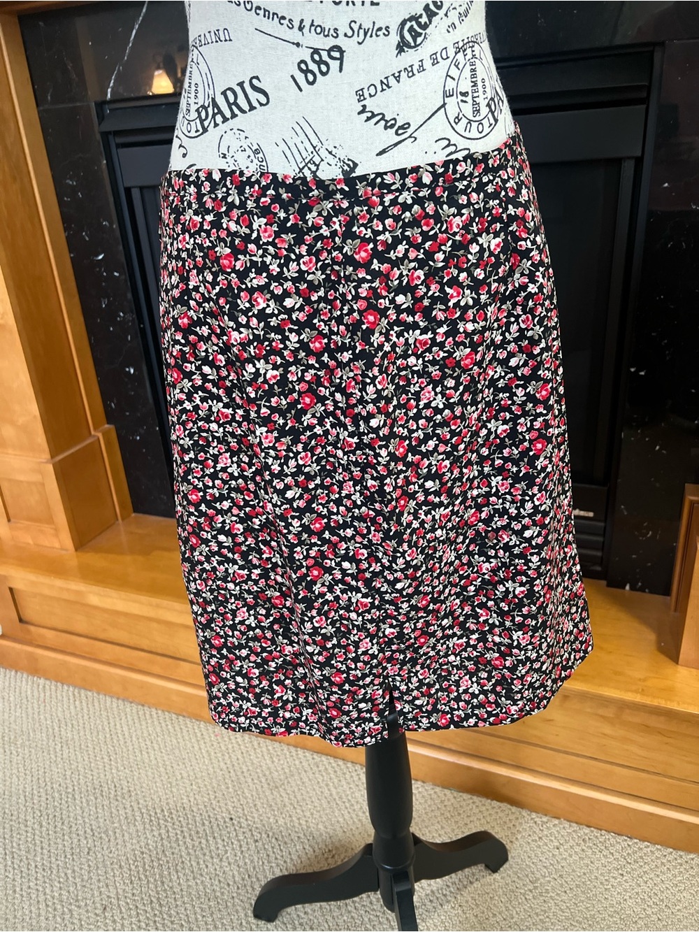 Vintage Circa late 1990’s Casual Corner Mini Skirt